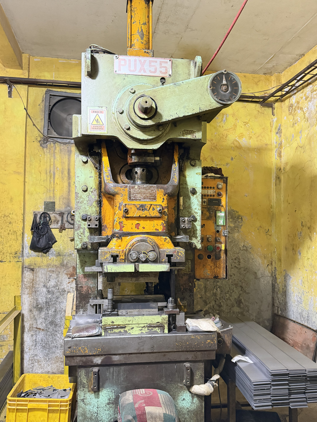 Mesin Press Mekanik PUX 55