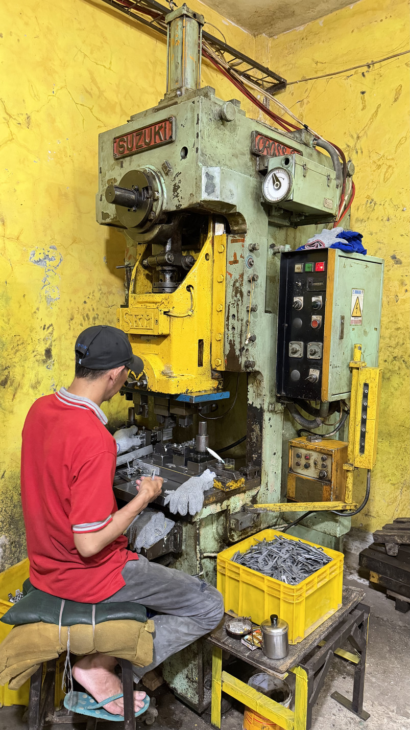 Mesin Press Mekanik Suzuki Cross-35