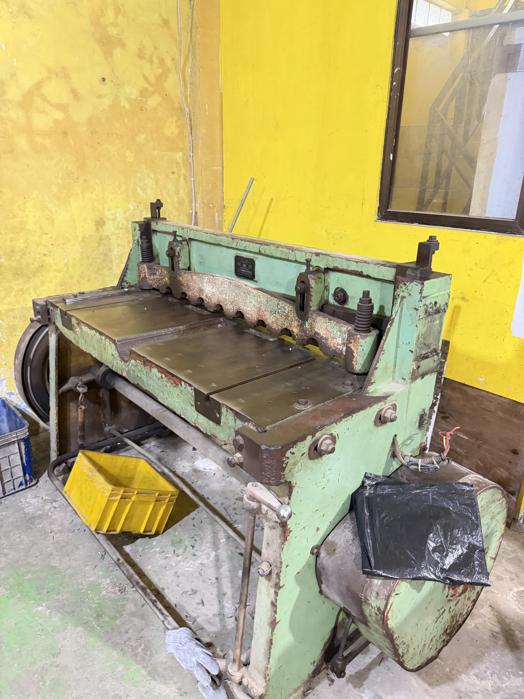Mesin Shearing Plat Manual